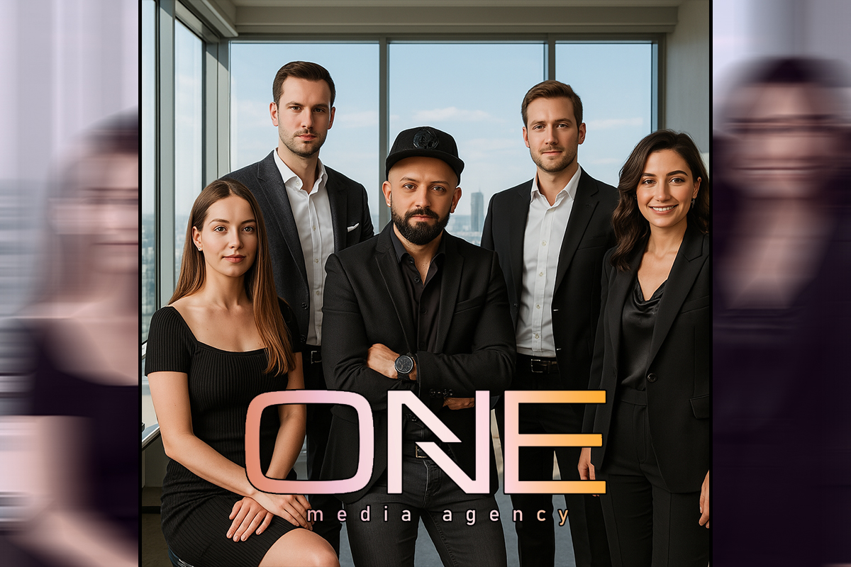 OneArt Team